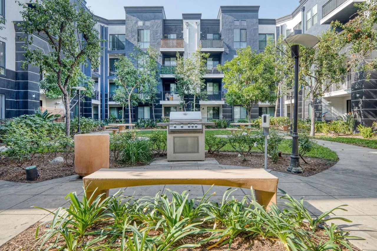 North Hollywood 1Br W Gym Pool Near Shops Lax-584 Apartment Los Angeles United States